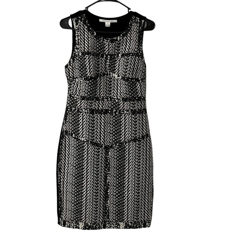 Diane Von Furstenberg Black Contrast Printed Bodycon Dress Size 6 Knee Length